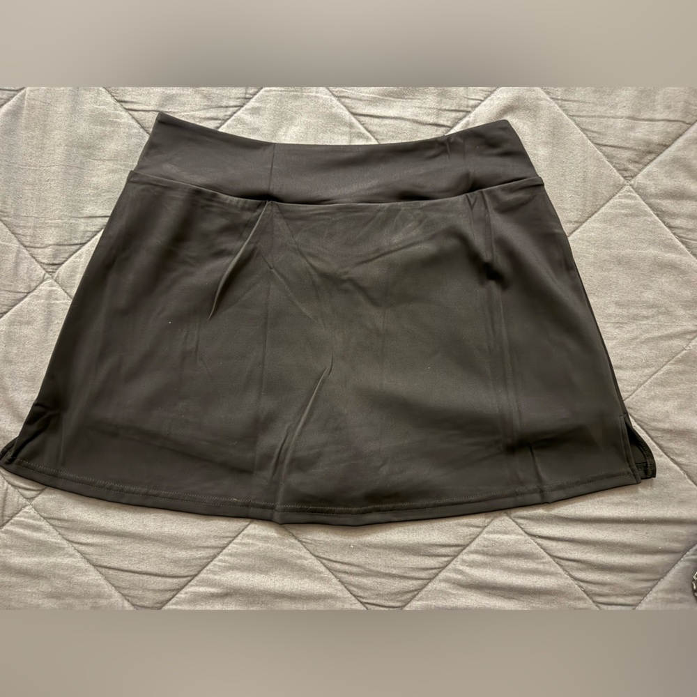 Black Active Mini Skort - Picture 5 of 7